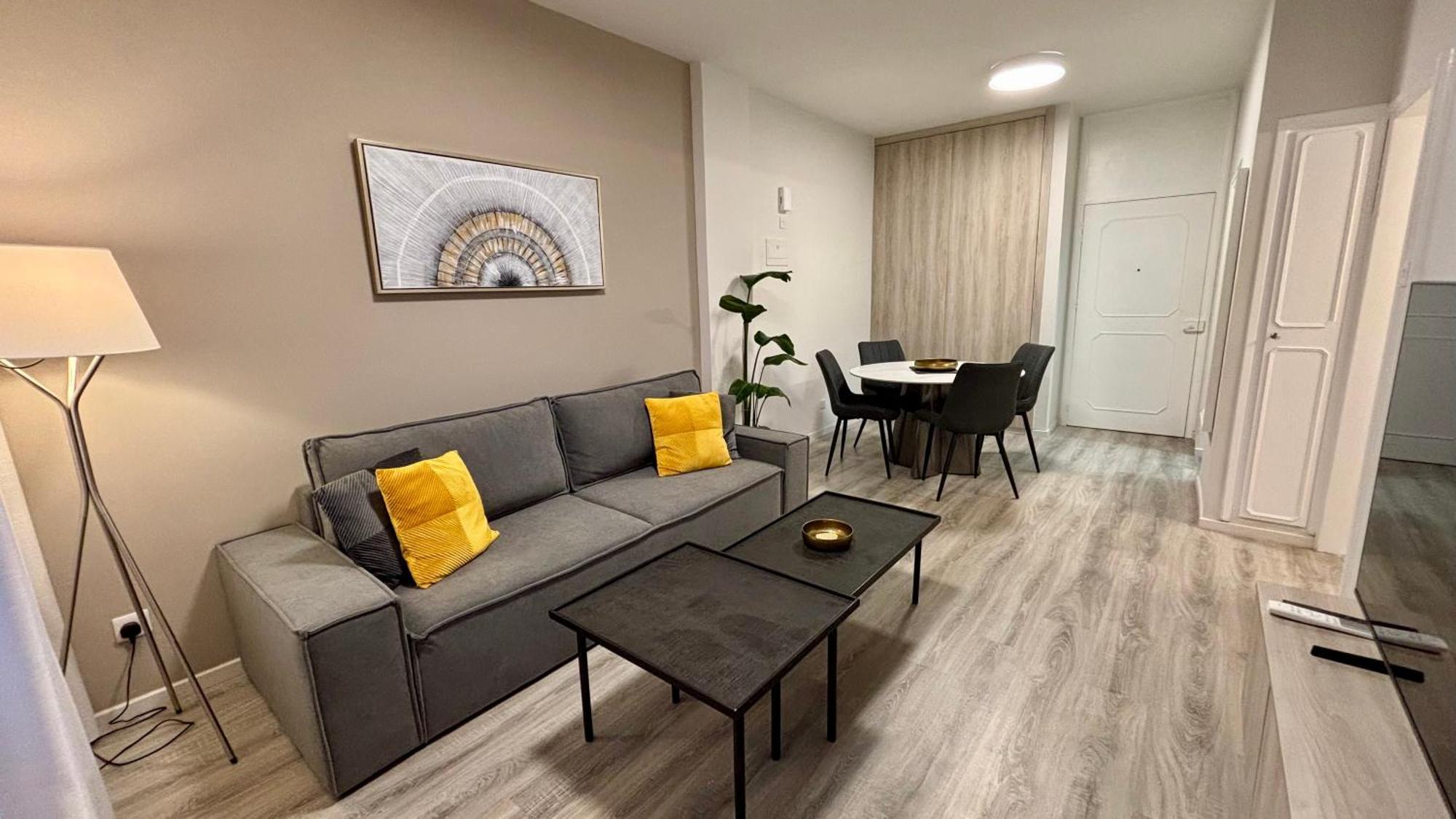 Seabreeze City Center Flats By Trulycyprus ليماسول المظهر الخارجي الصورة